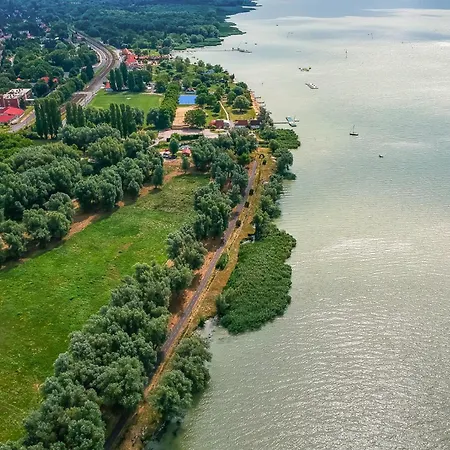 With Bbq In Keszthely-balaton 54366